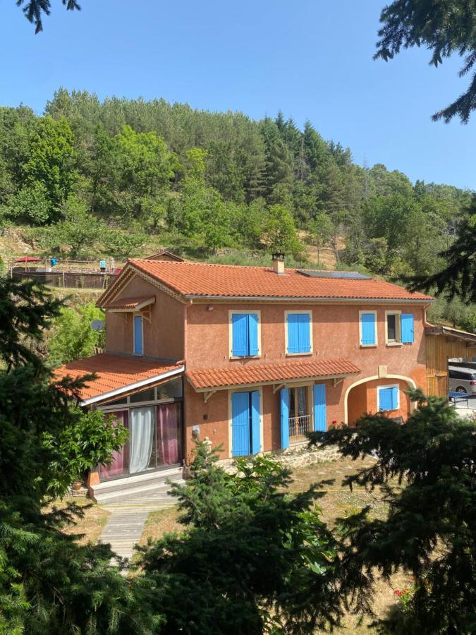 La Bonne Rencontre Apartment Chassiers Exterior photo
